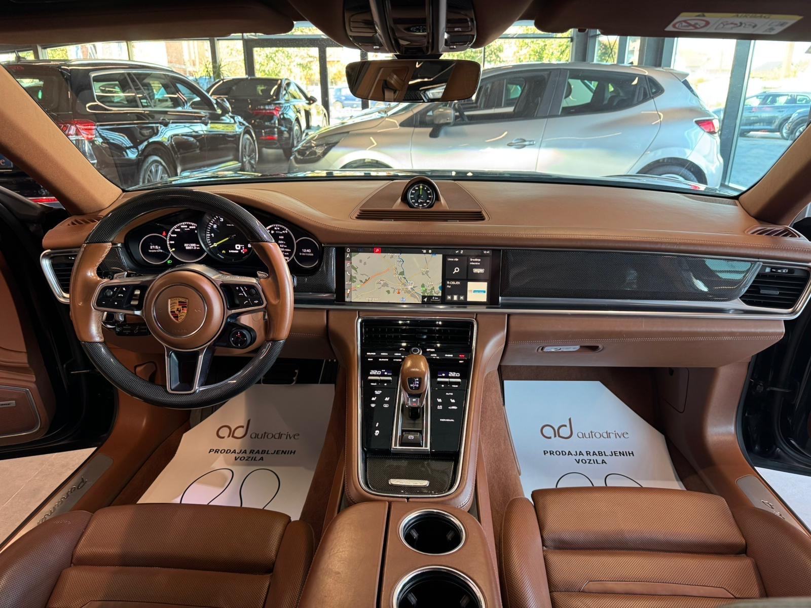 Porsche Panamera 4 PDK E-Hybrid CHRONO • BOSE • KAMERA • BI/XENON, fotografija 17