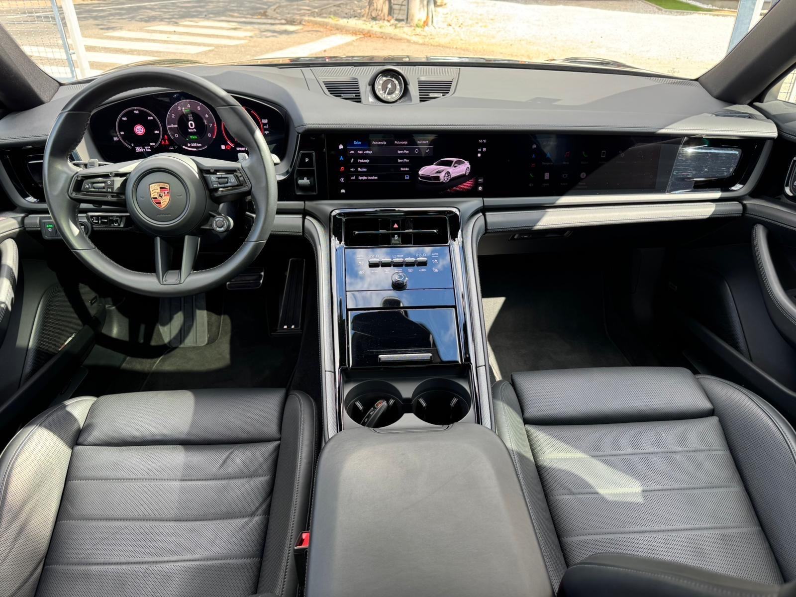 Porsche Panamera 4E Hybrid **FACELIFT**, fotografija 8