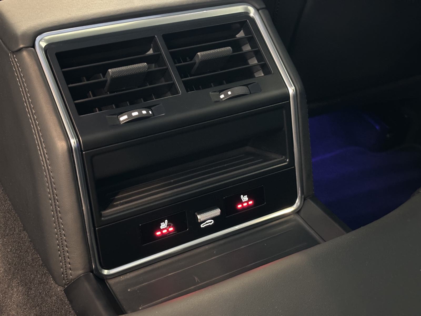 Porsche Panamera 4S E-Hybrid - SportDesign, SportChrono, PDLS Plus, fotografija 20