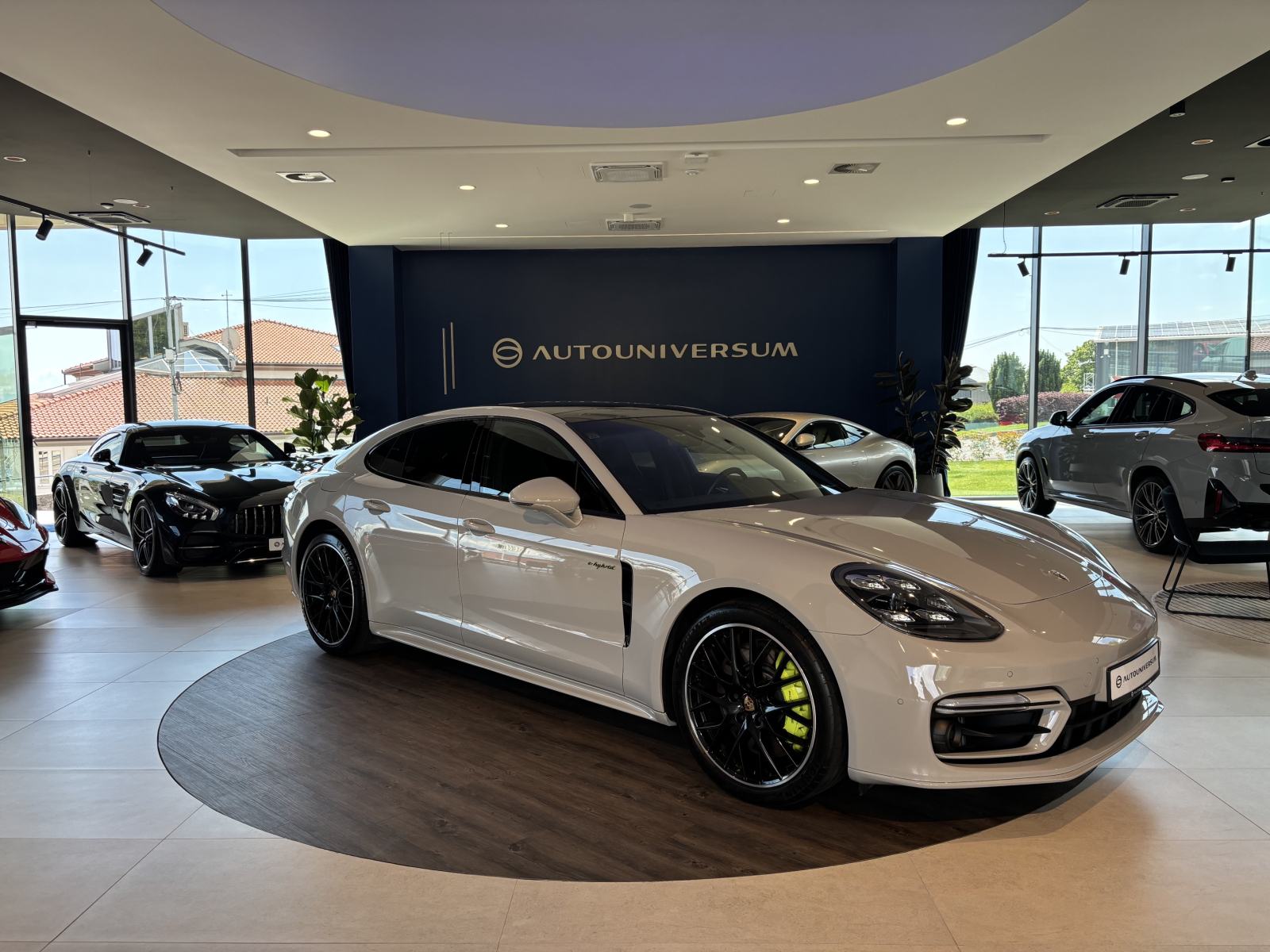 Porsche Panamera 4S E-Hybrid - SportDesign, SportChrono, PDLS Plus, fotografija 2