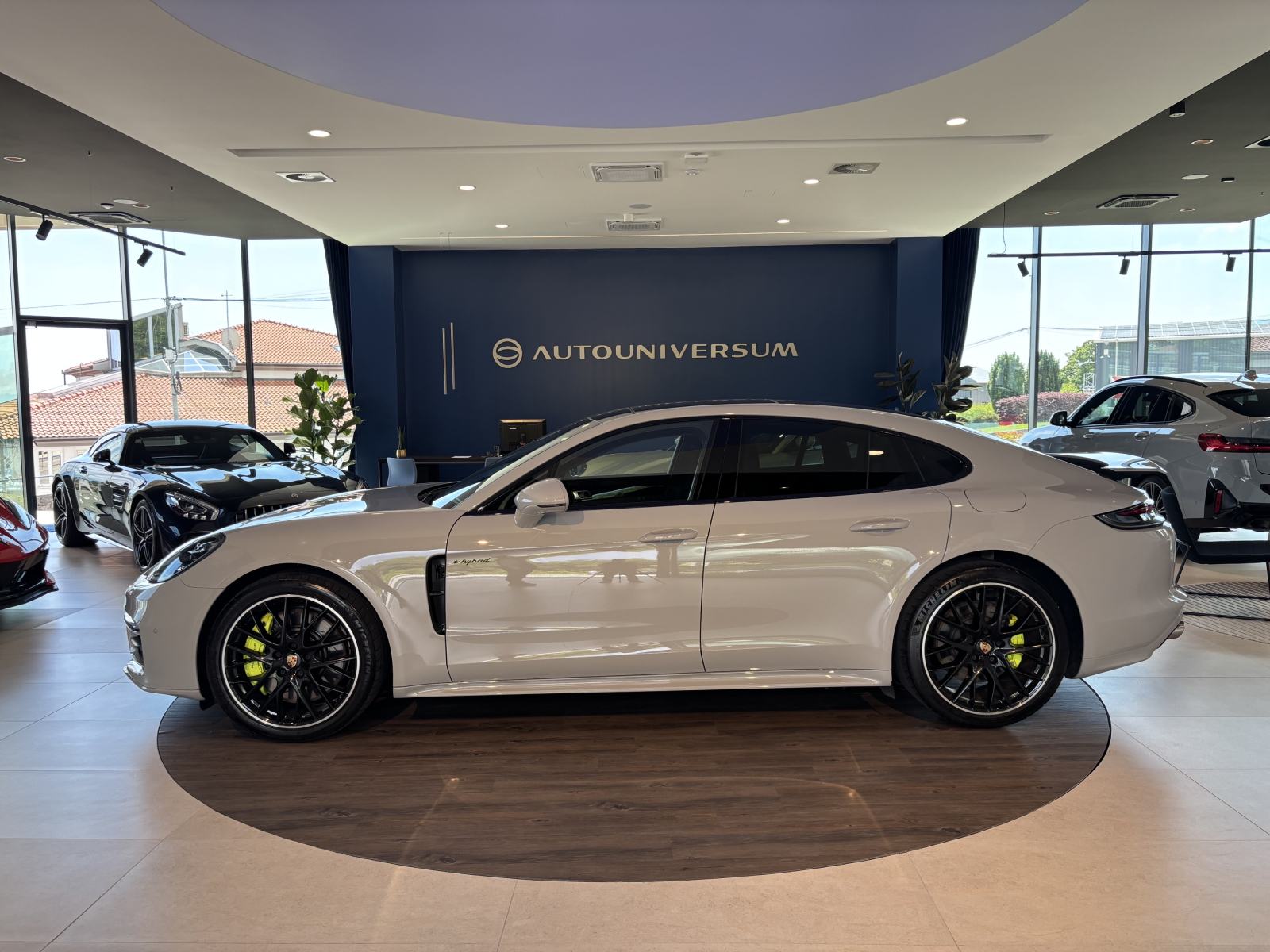 Porsche Panamera 4S E-Hybrid - SportDesign, SportChrono, PDLS Plus, fotografija 5