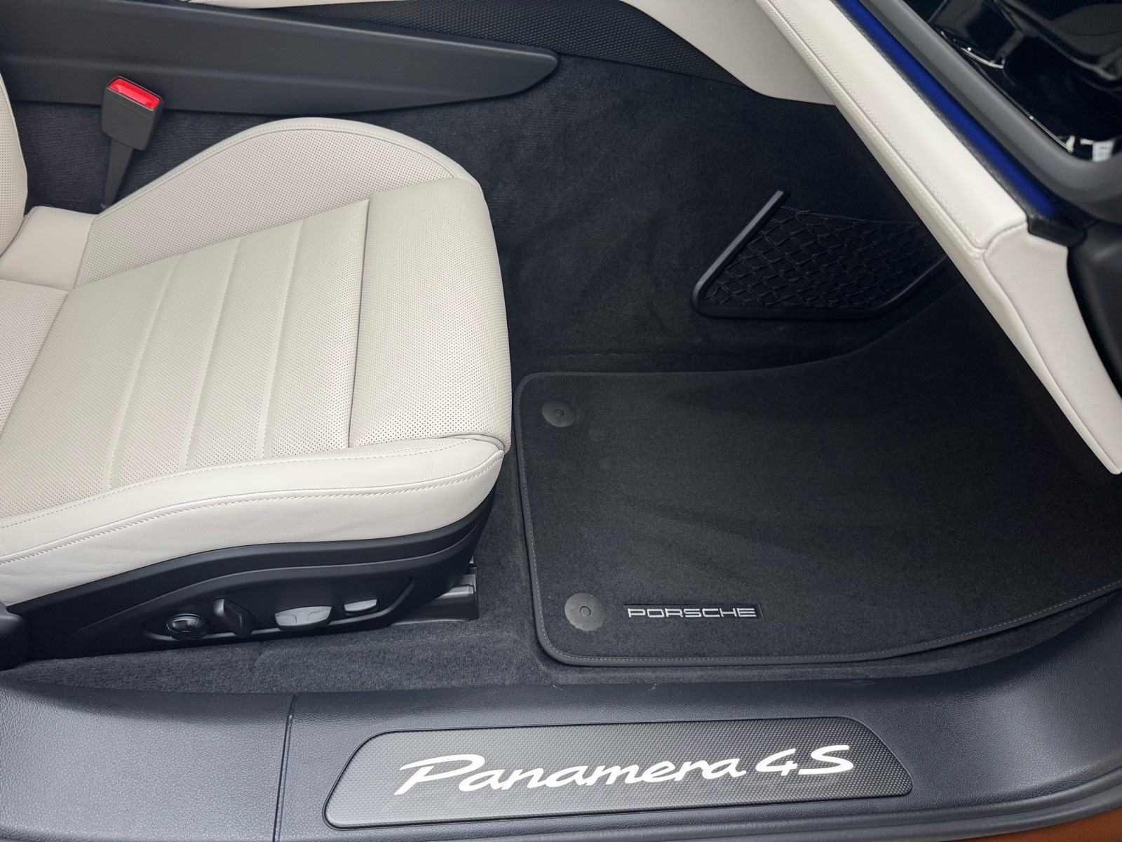 Porsche Panamera 4S E-Hybrid SPORTDESIGN **FULL OPREMA**, fotografija 15