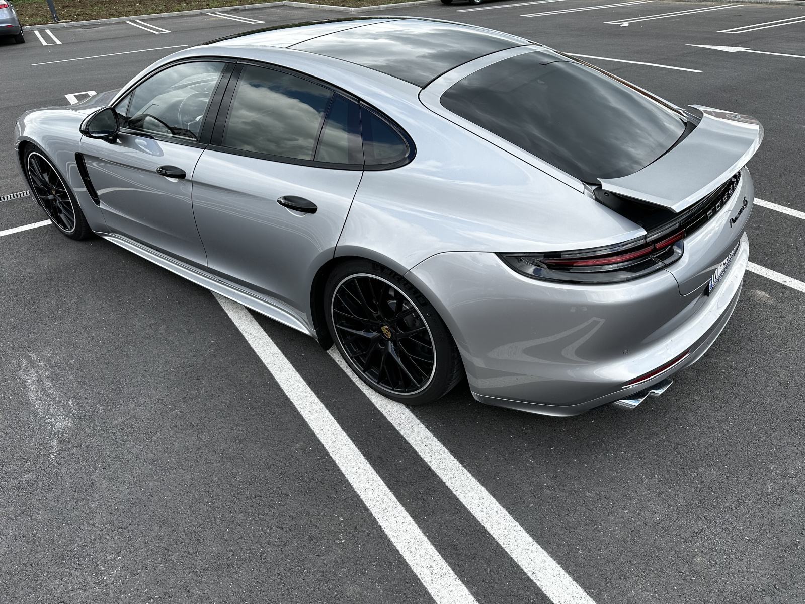 Porsche Panamera 4S diesel 4.0 V8 PDK 422ks, zračni+360+matrix, fotografija 9