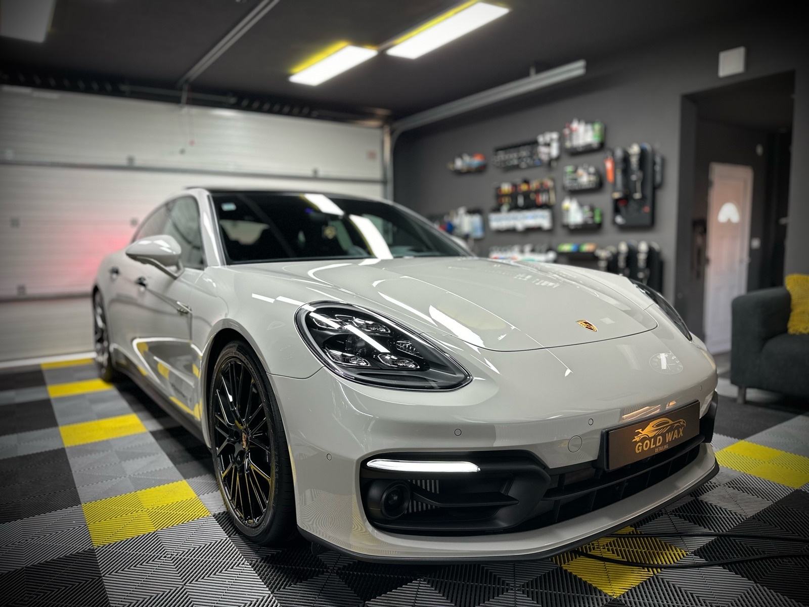 Porsche Panamera 4 E-hybrid PLATINUM EDITION, fotografija 2