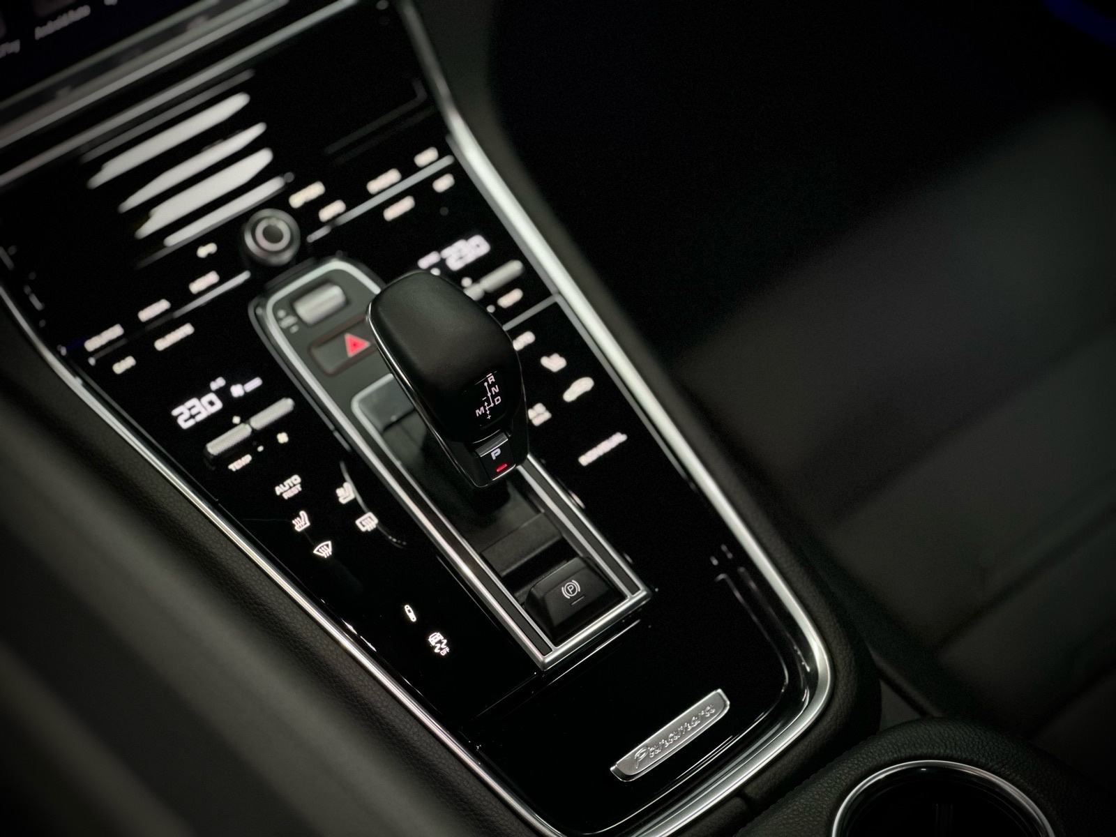 Porsche Panamera 4 E-hybrid PLATINUM EDITION, fotografija 9