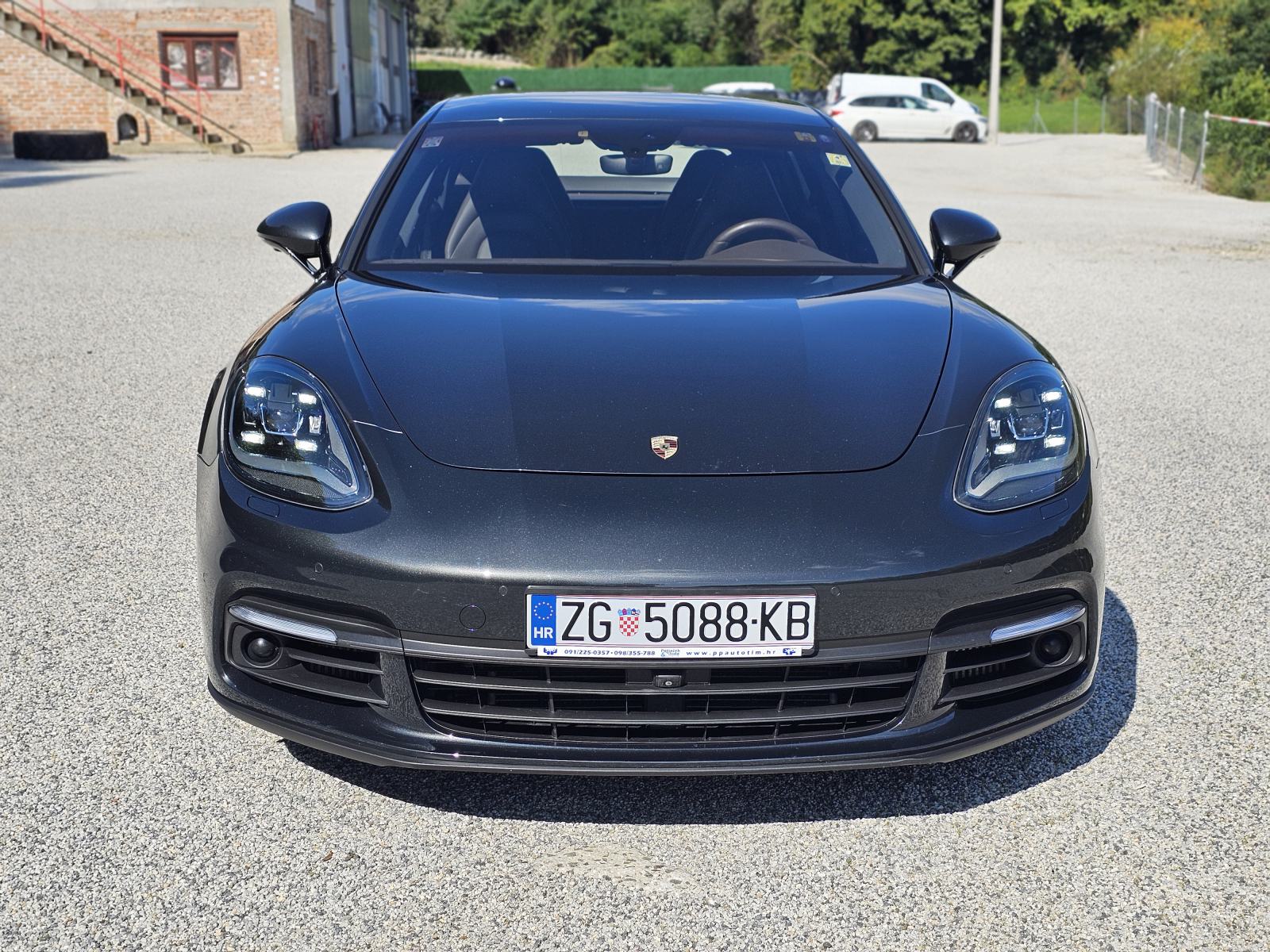 Porsche Panamera 4S 4x4 V8 4.0d, fotografija 3
