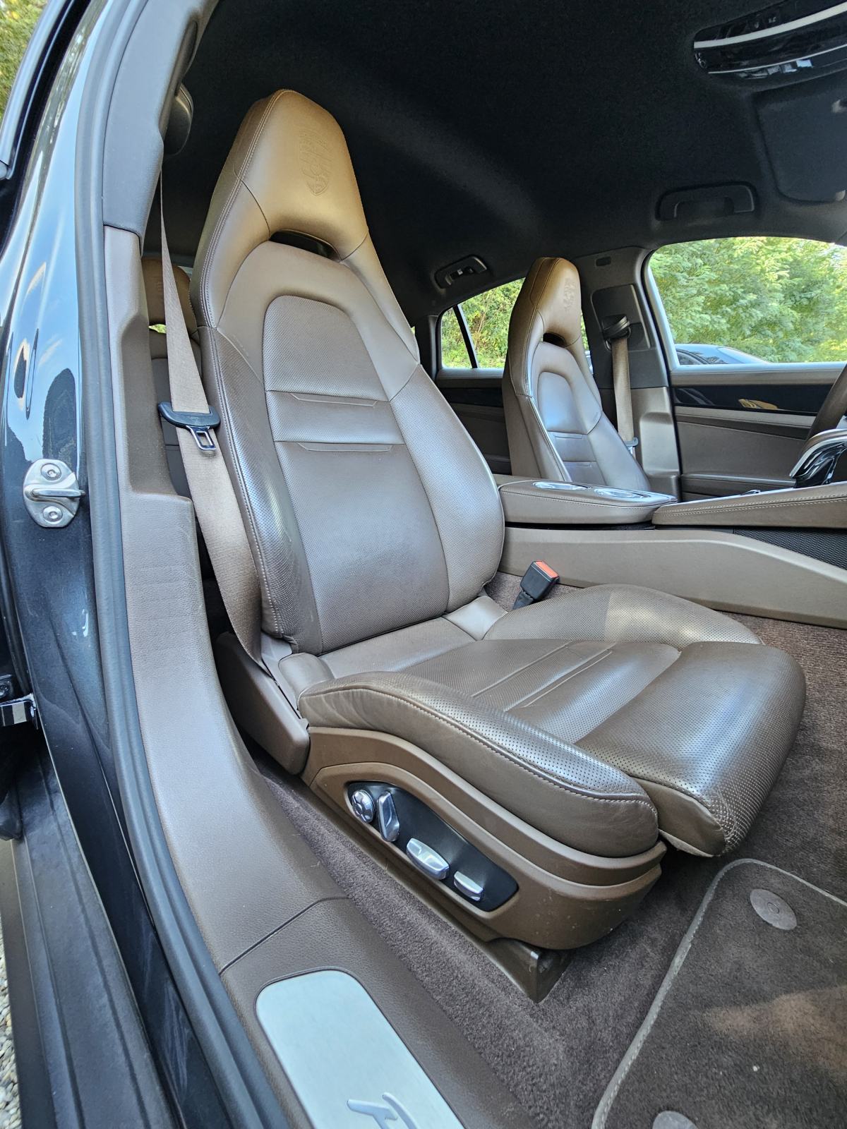 Porsche Panamera 4S 4x4 V8 4.0d, fotografija 12