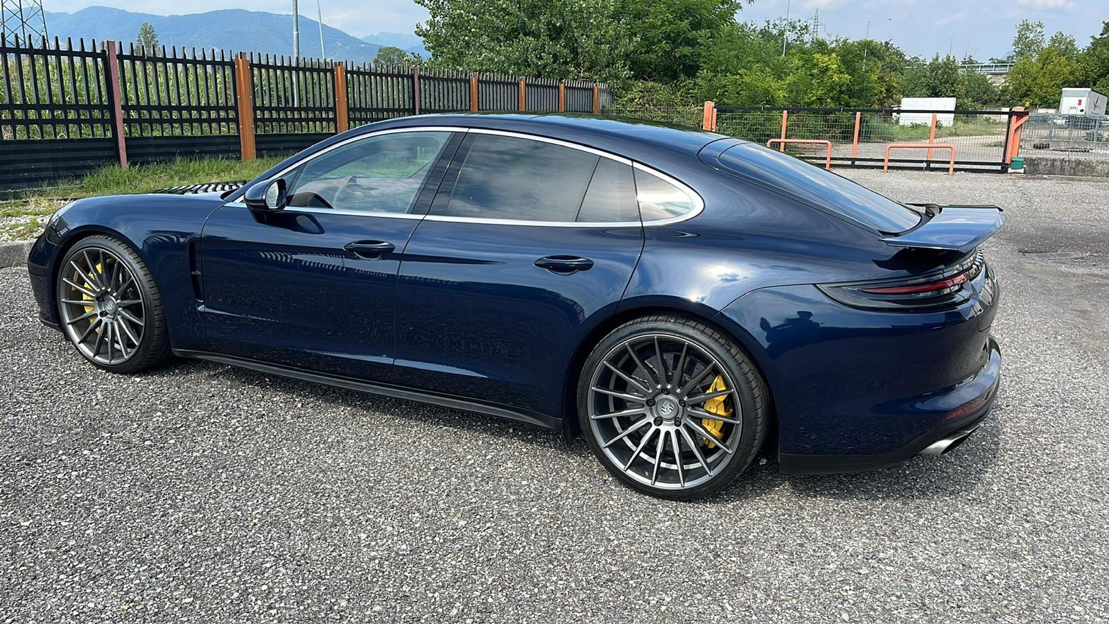 PORSCHE PANAMERA TURBO - 2018 GOD - 404 KW - TV - 22" - FUL! - U PDVU!, fotografija 2