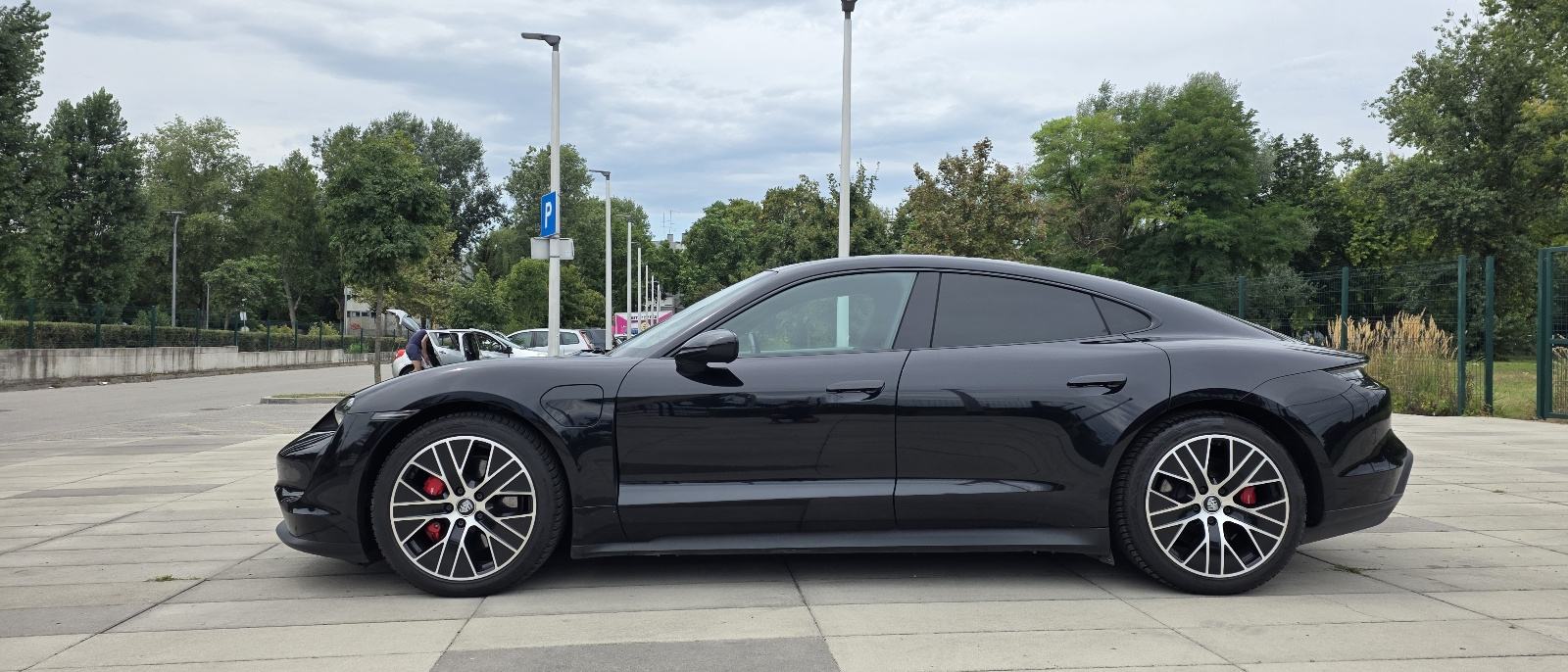 Porsche Taycan 4S,4×4 automatik,571KS,TVORNIČKO JAMSTVO DO 2030, fotografija 4