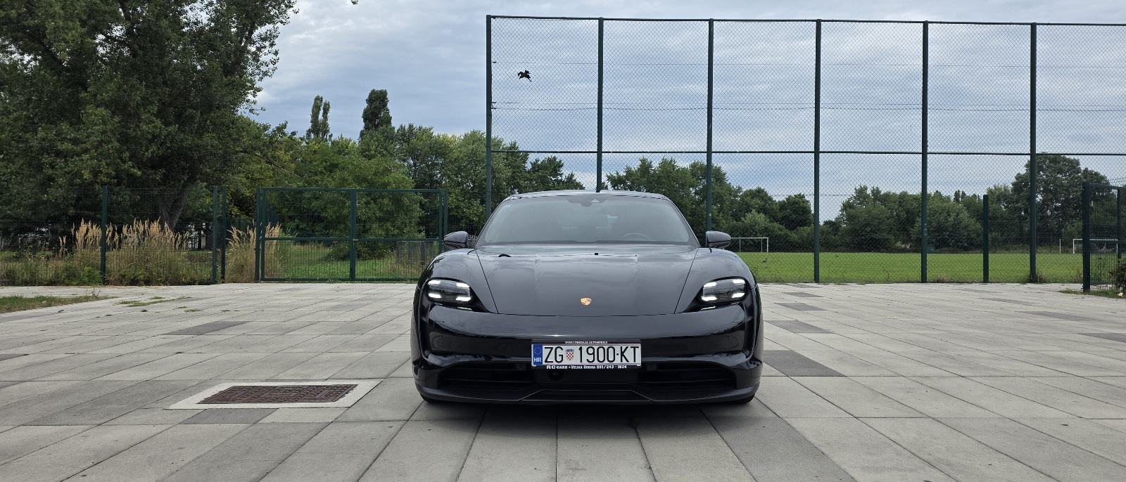 Porsche Taycan 4S,4×4 automatik,571KS,TVORNIČKO JAMSTVO DO 2030, fotografija 2