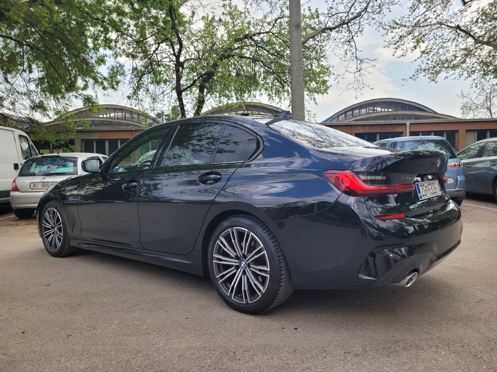 Prodajem BMW 320d xDrive M Sport, 2021.g., 77.000 km, laser, head up, fotografija 10