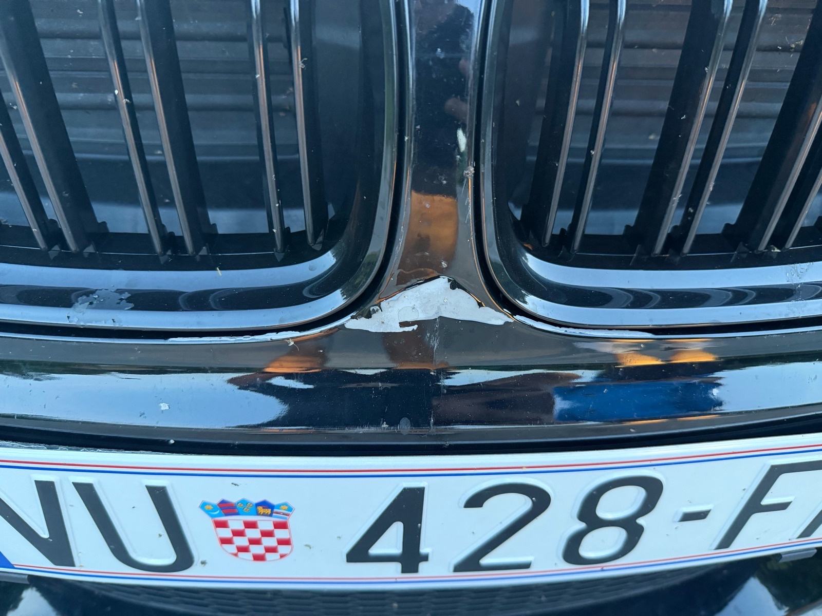 Prodajem bmw e90, fotografija 1