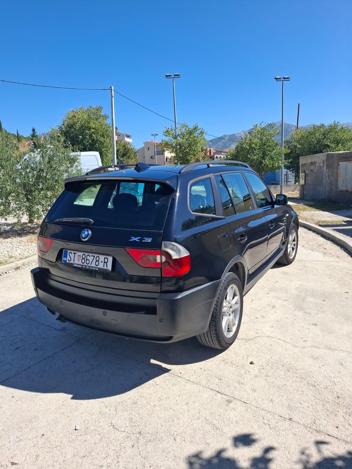 Prodajem BMW X3,registriran godinu dana, fotografija 3