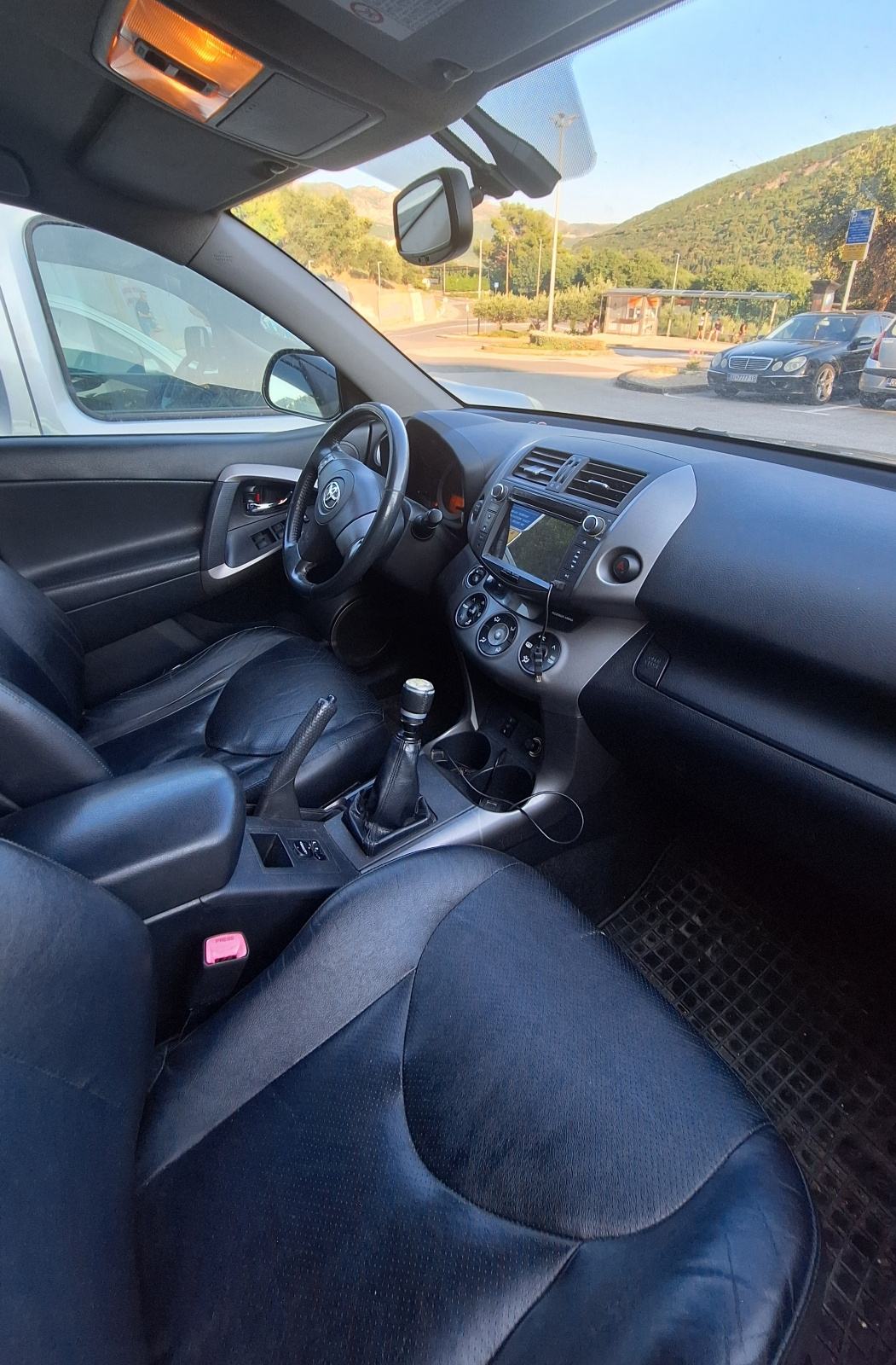 Toyota RAV4 2,2 D-4D, fotografija 5