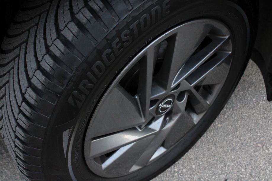 QASHQAI 1.3DIG.T MHEV*158KS*XTRONIC*NEW MODEL*ACC*ALU*KAMERA*NOVE GUME, fotografija 19