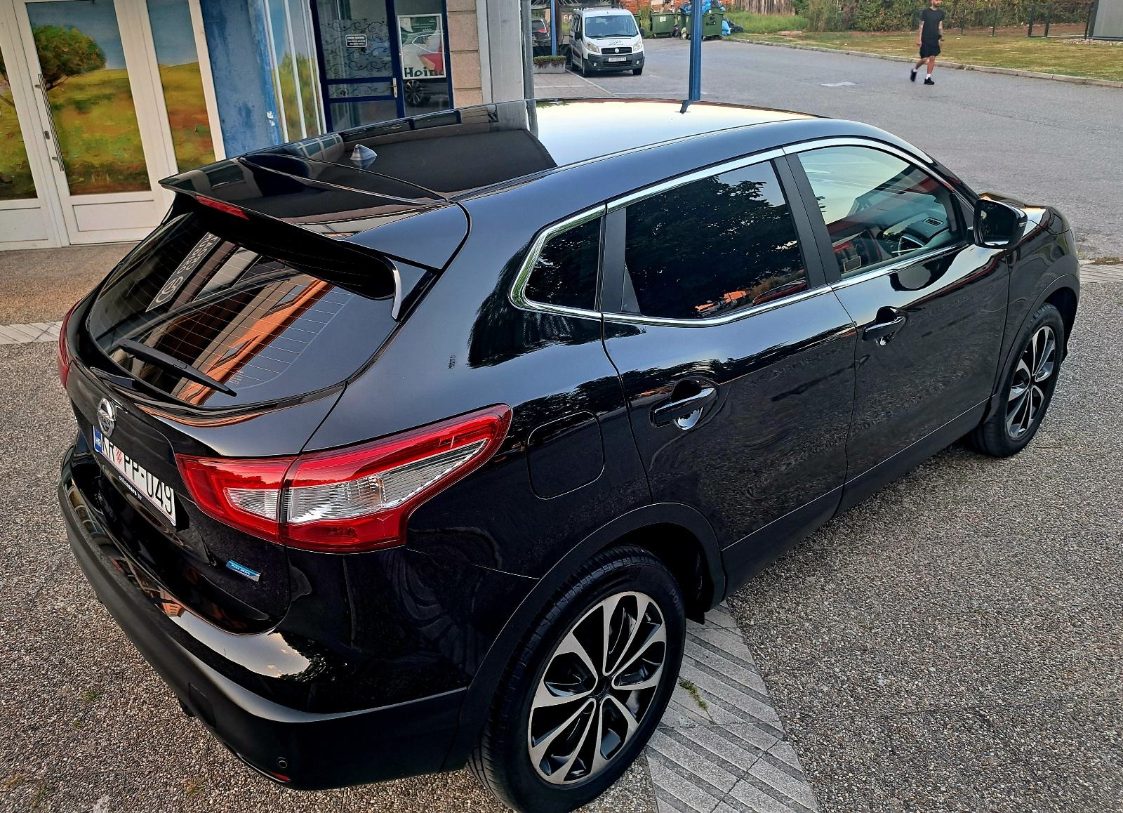 Qashqai 1,5 dCi/110 ks⭐️1 vlasnik⭐️VELIKI SERVIS⭐️JAMSTVO do 2 god⭐️, fotografija 12