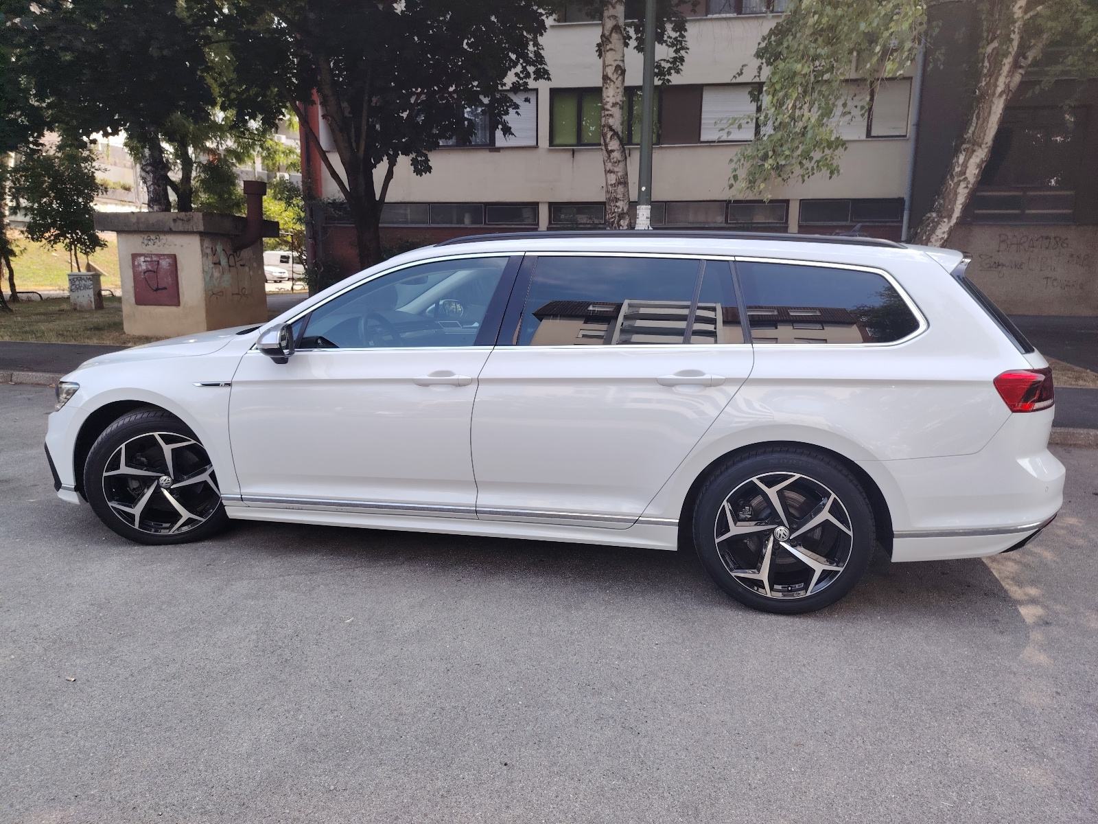 R line VW Passat Variant 2,0 TDI automatik, fotografija 5