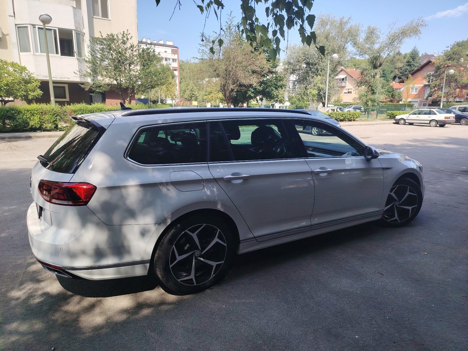 R line VW Passat Variant 2,0 TDI automatik, fotografija 8