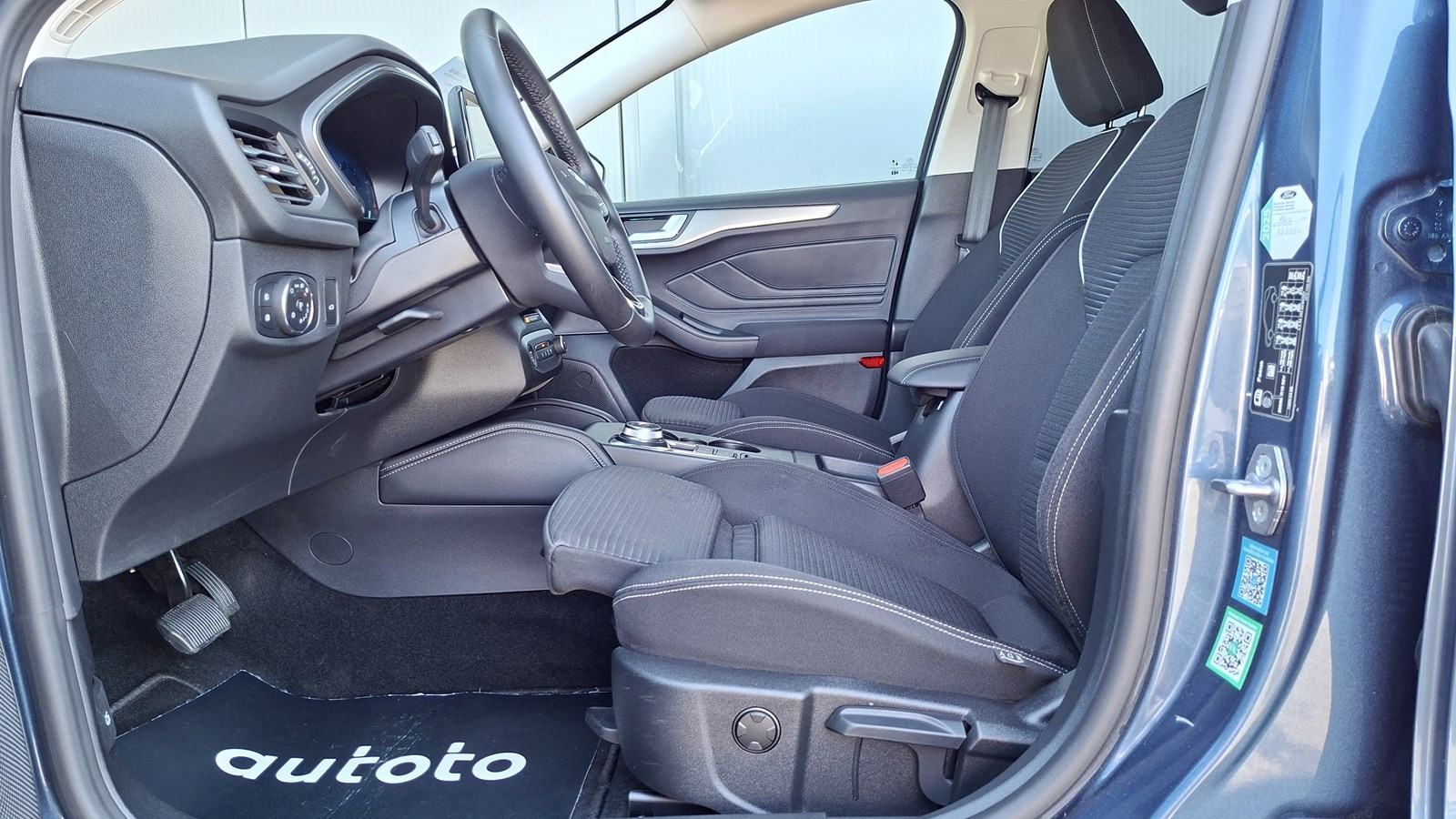 Rabljeno vozilo Ford Focus Karavan 1.5 Ecoblue Automatic, Diesel, fotografija 6