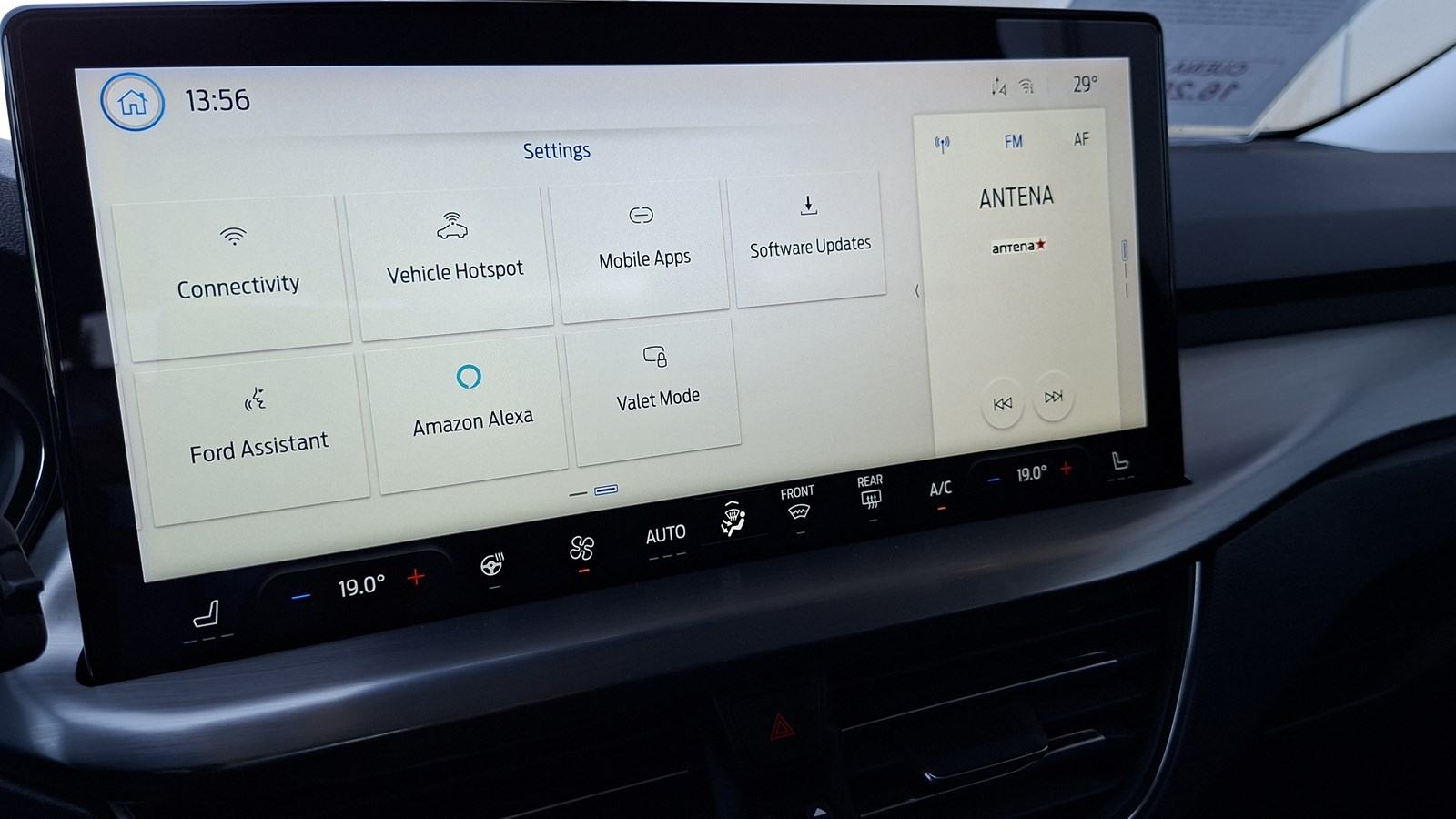 Rabljeno vozilo Ford Focus Karavan 1.5 Ecoblue Automatic, Diesel, fotografija 12
