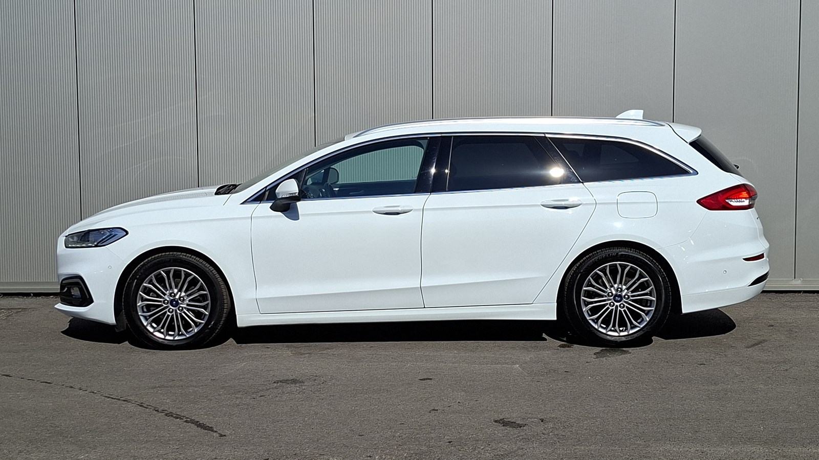 Rabljeno vozilo Ford Mondeo Karavan 2.0 Ecoblue Automatic, Diesel, fotografija 2