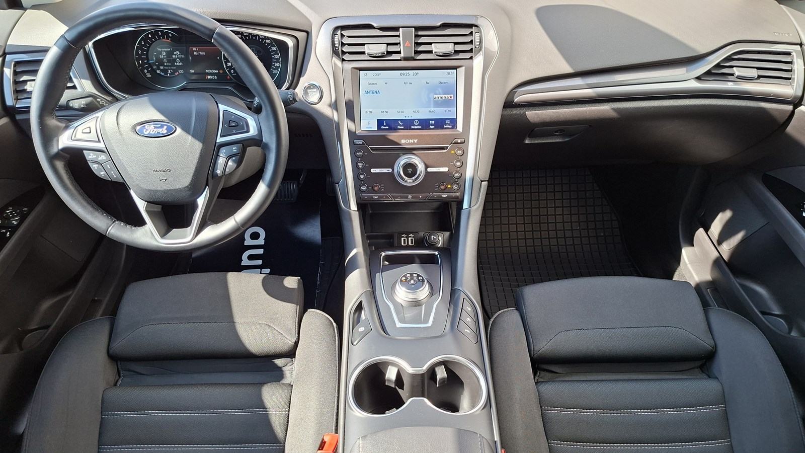 Rabljeno vozilo Ford Mondeo Karavan 2.0 Ecoblue Automatic, Diesel, fotografija 4