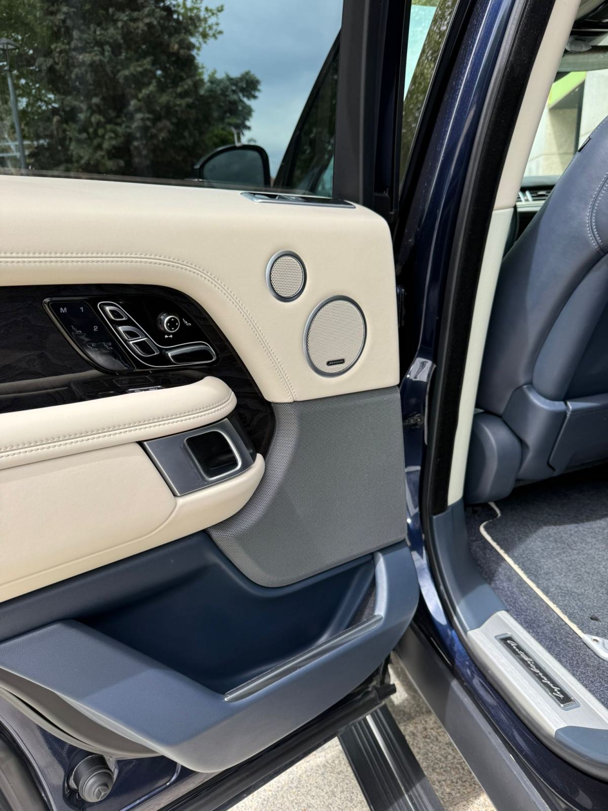 RANGE ROVER - AUTOBIOGRAPHY - 2018 GOD - PANORAMA - FULL - U PDVU, fotografija 17