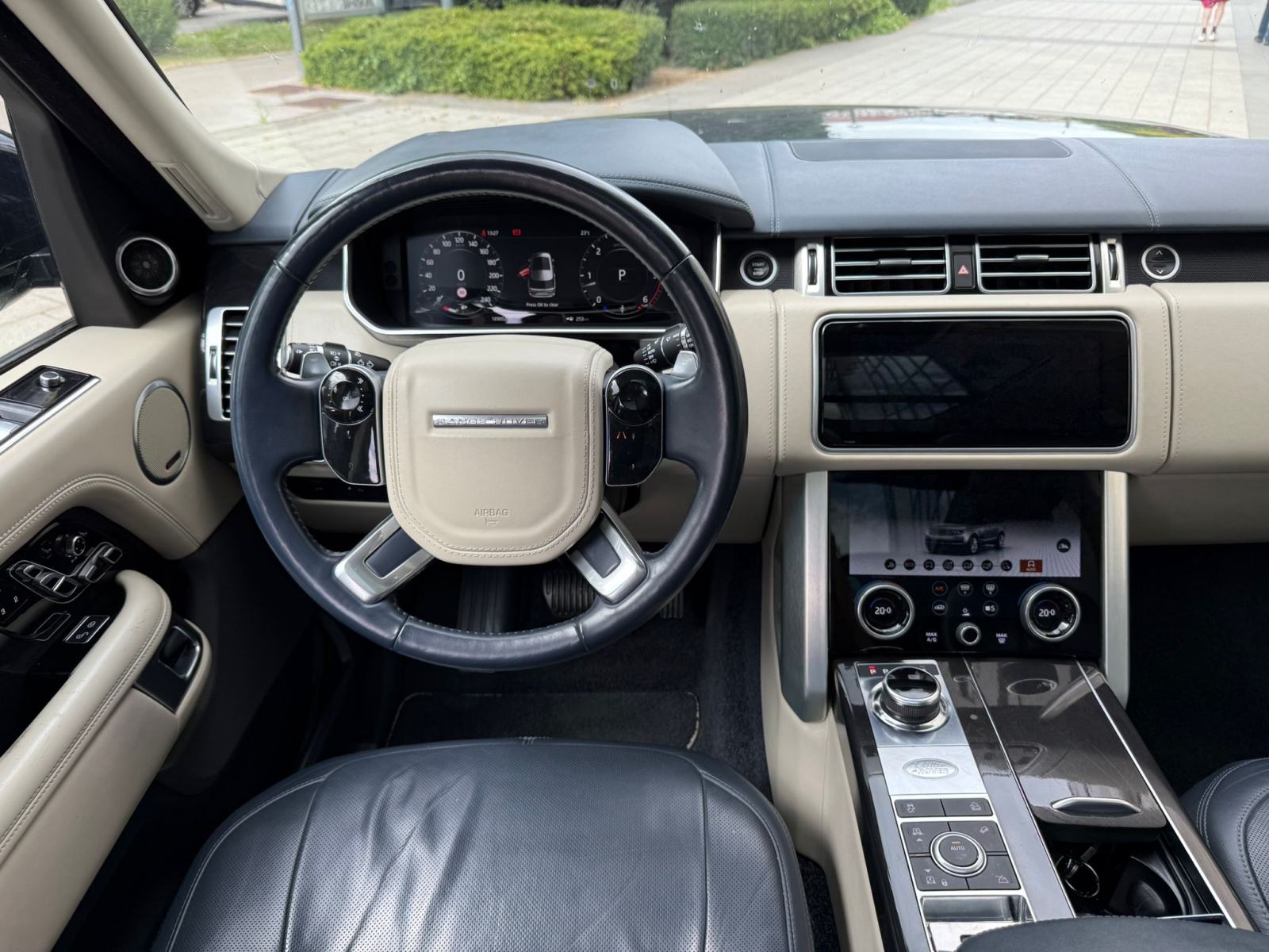 RANGE ROVER - AUTOBIOGRAPHY - 2018 GOD - PANORAMA - FULL - U PDVU, fotografija 18