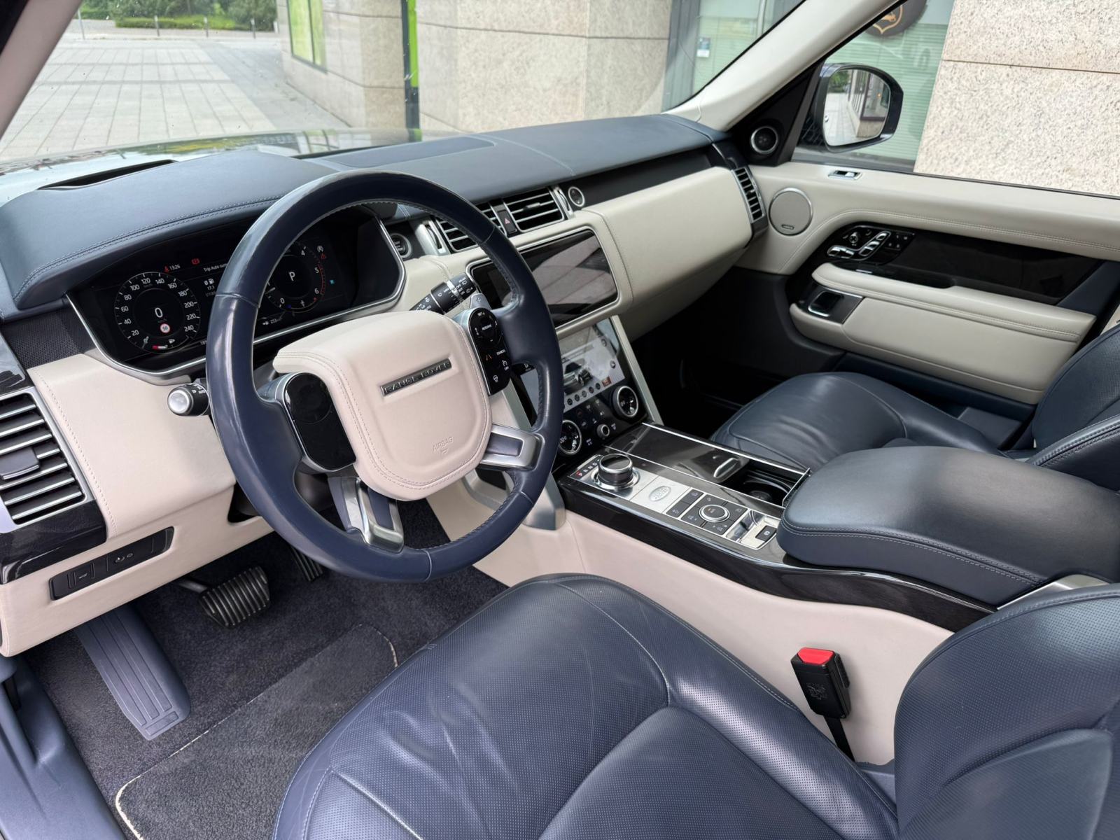 RANGE ROVER - AUTOBIOGRAPHY - 2018 GOD - PANORAMA - FULL - U PDVU, fotografija 10