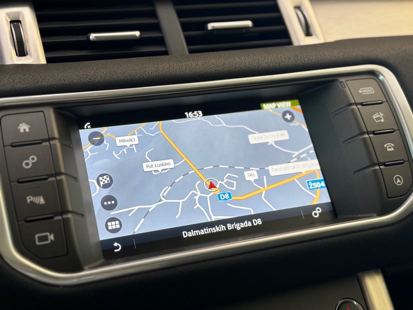 Range Rover Evoque 2.0 TD4 AWD SE Aut. - Bi-Xenon, navi, park. kam, fotografija 13