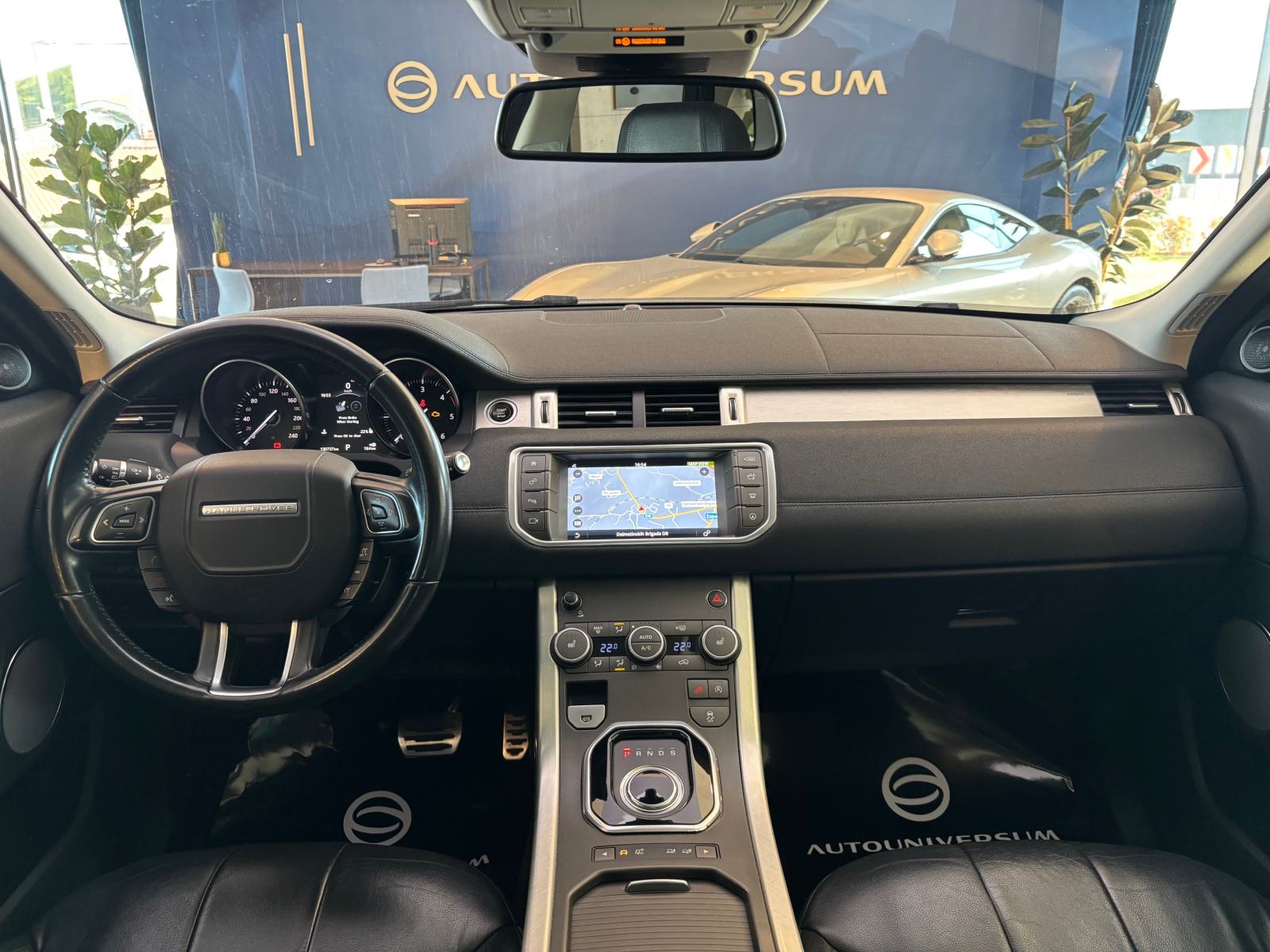 Range Rover Evoque 2.0 TD4 AWD SE Aut. - Bi-Xenon, navi, park. kam, fotografija 8