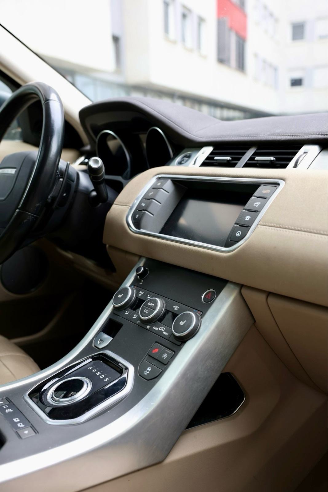 Range Rover Evoque 2.0 TD4 SE Dynamic | 1. vlasnik, fotografija 9
