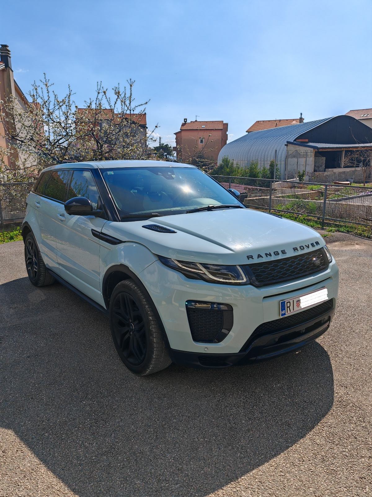 Range Rover Evoque HSE Dynamic Automatik, fotografija 1