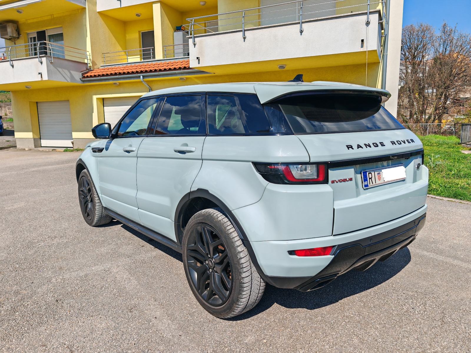Range Rover Evoque HSE Dynamic Automatik, fotografija 5