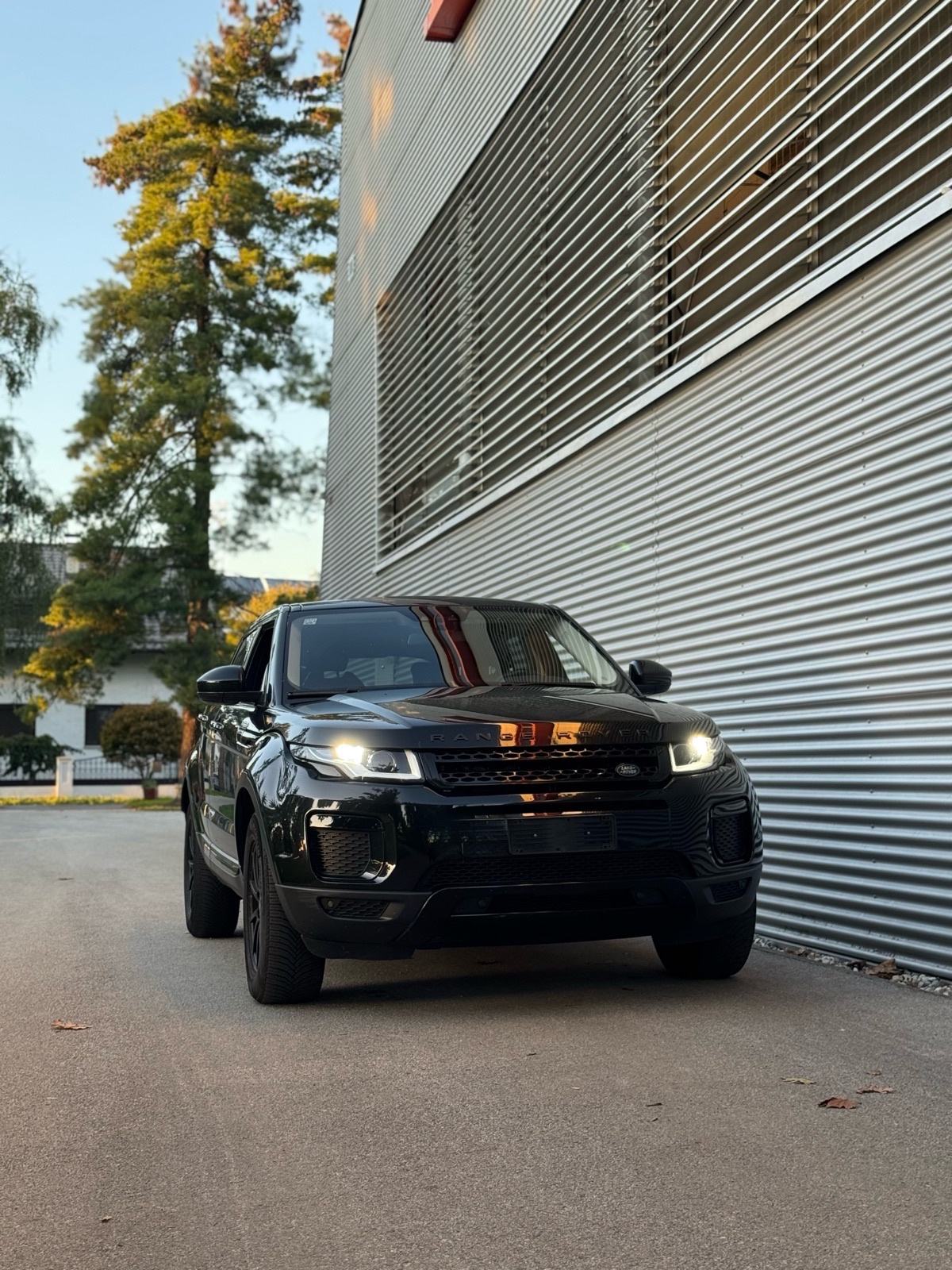 Range Rover Evoque ***BLACK EDITION***, fotografija 3