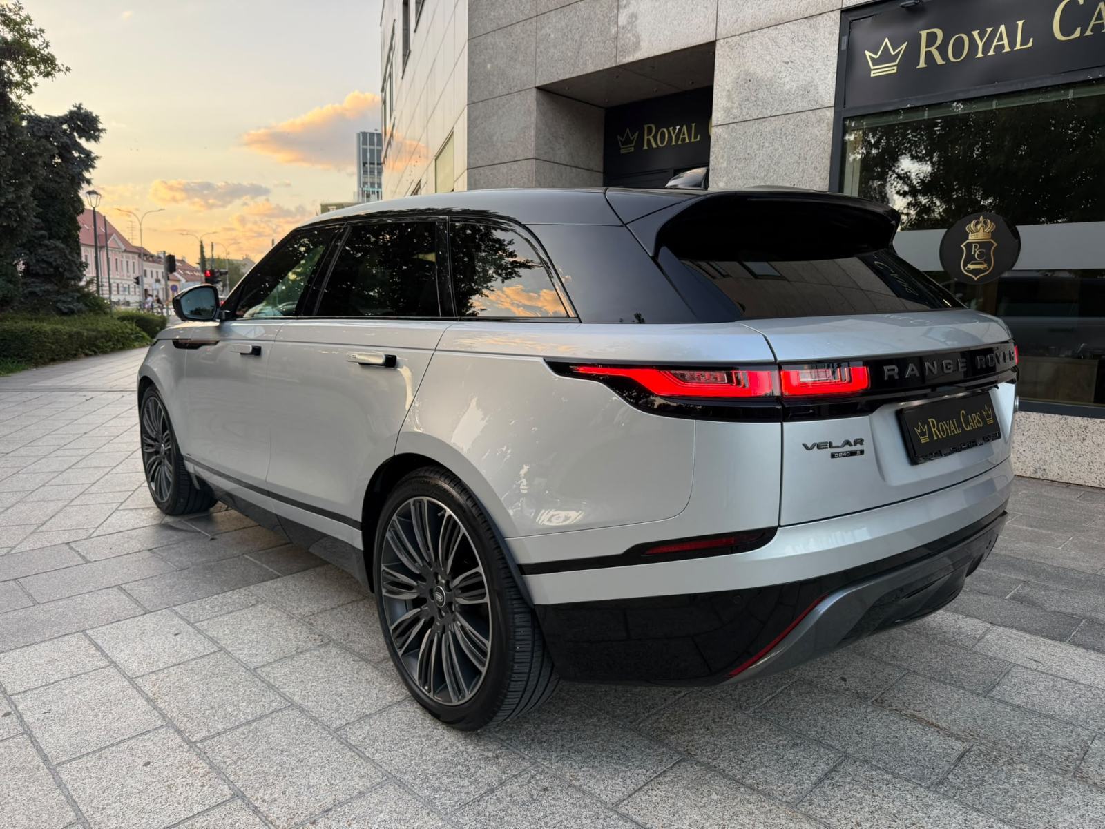 RANGE ROVER VELAR 2.0 - 2018 GOD - FULL OPREMA - TOP - U PDVU!, fotografija 8