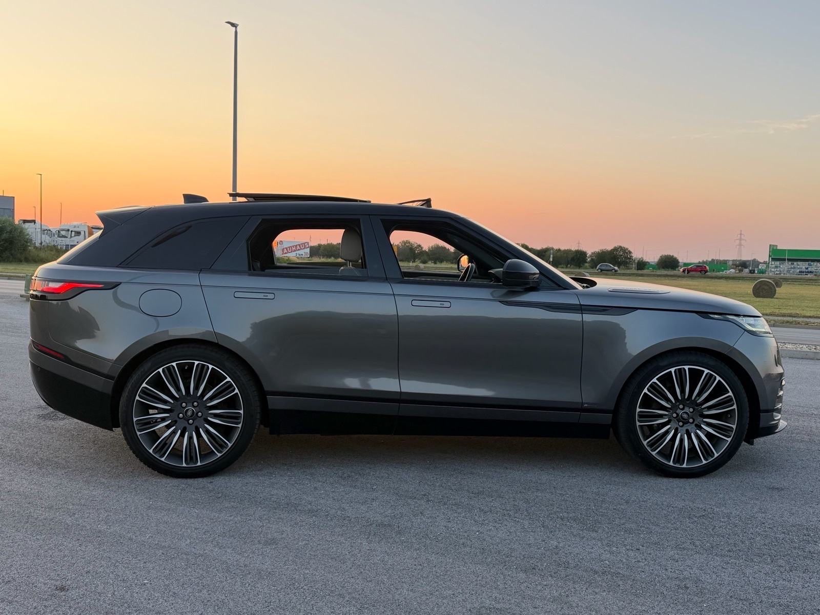Range Rover Velar 2.0D R-Dynamic, fotografija 3