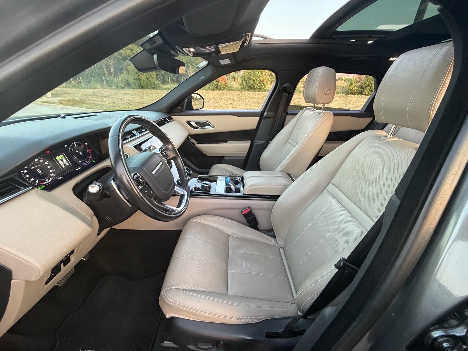 Range Rover Velar 2.0D R-Dynamic, fotografija 12