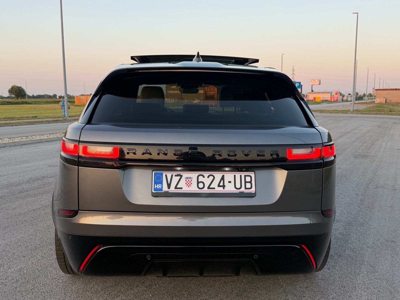 Range Rover Velar 2.0D R-Dynamic, fotografija 7