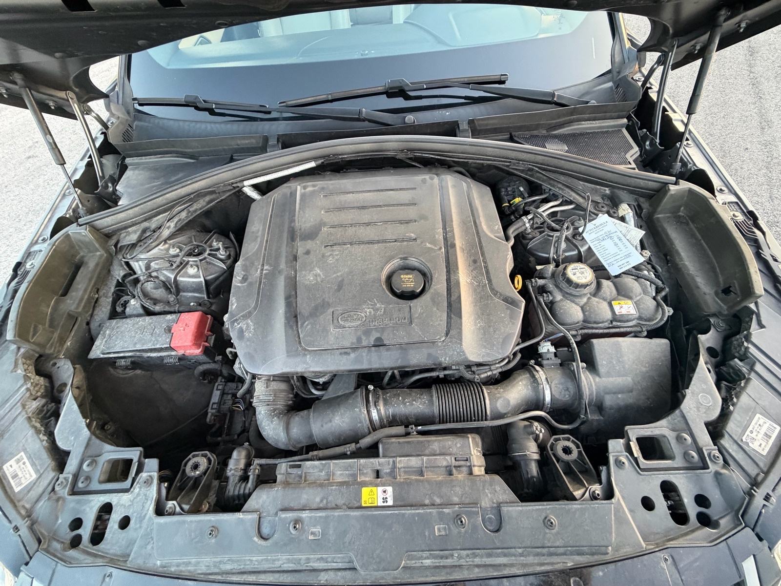 Range Rover Velar 2.0D R-Dynamic, fotografija 19