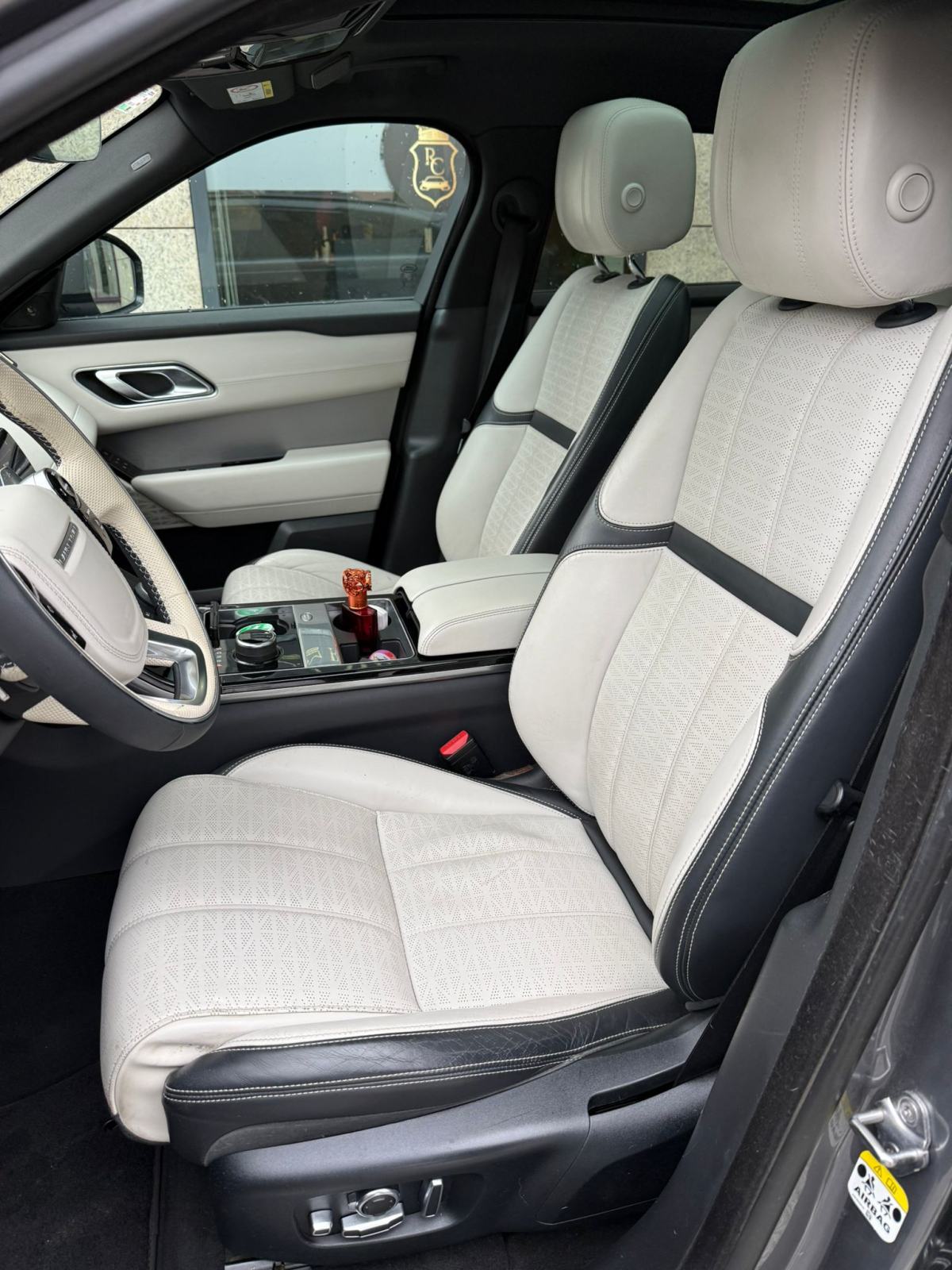 RANGE ROVER VELAR 3.0 HSE - R DYNAMIC - 2018 GOD - FULL OPREMA - TOP, fotografija 16