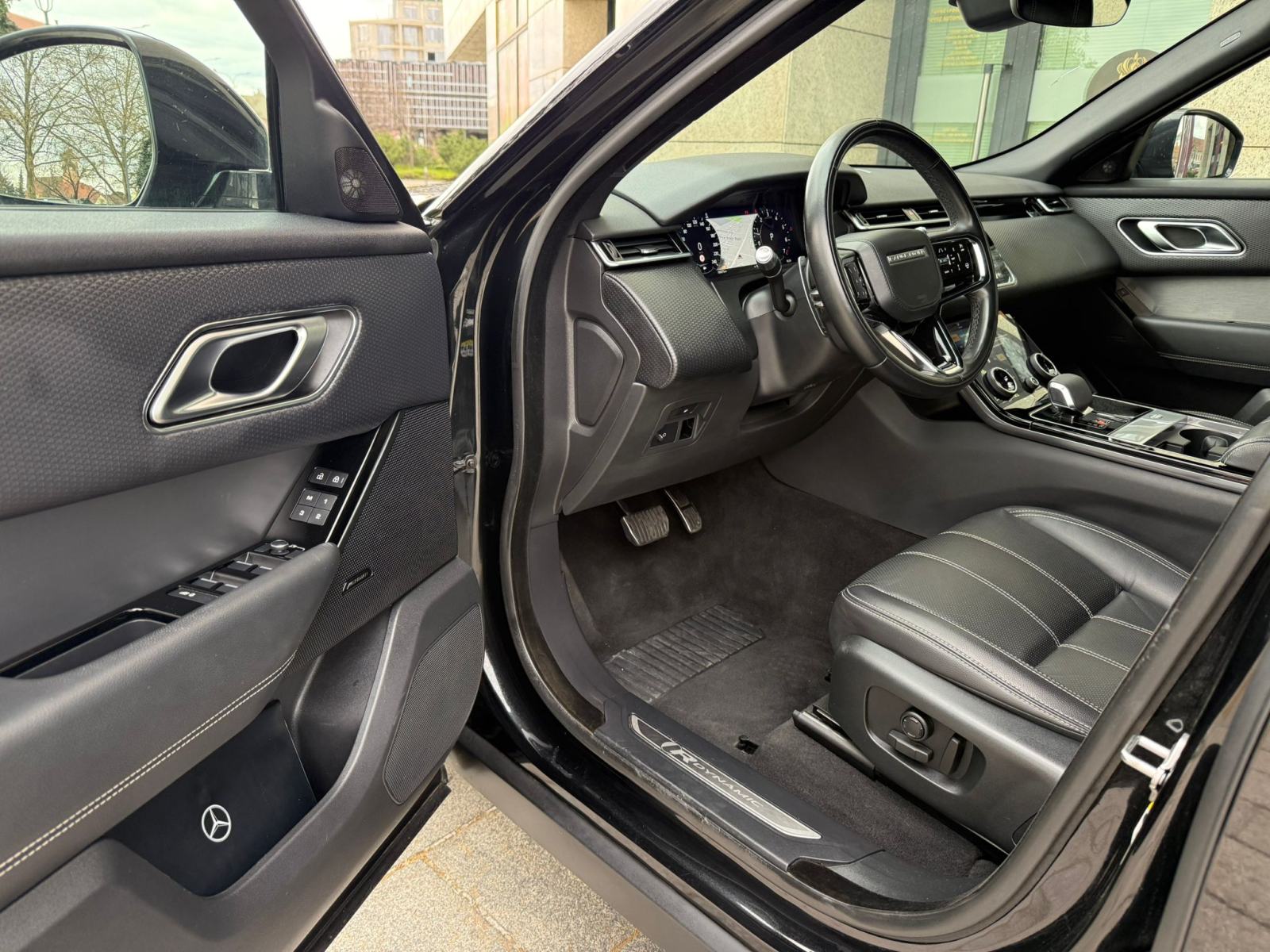 RANGE ROVER VELAR P 400 e - 2021 GOD - HIBRID - 221 KW - U PDVU! - TOP, fotografija 14