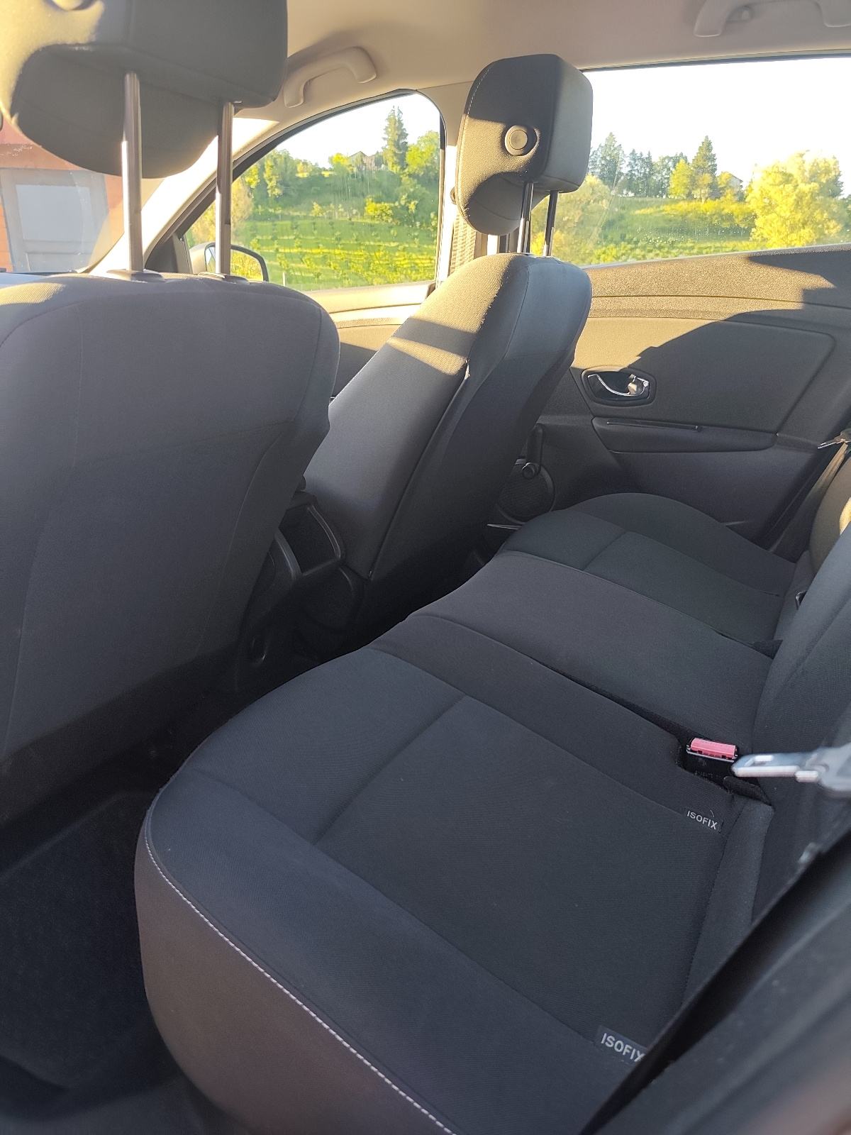 REGISTRIRAN Renault Megane Grandtour 1,5 dCi - 2013. godište, fotografija 7