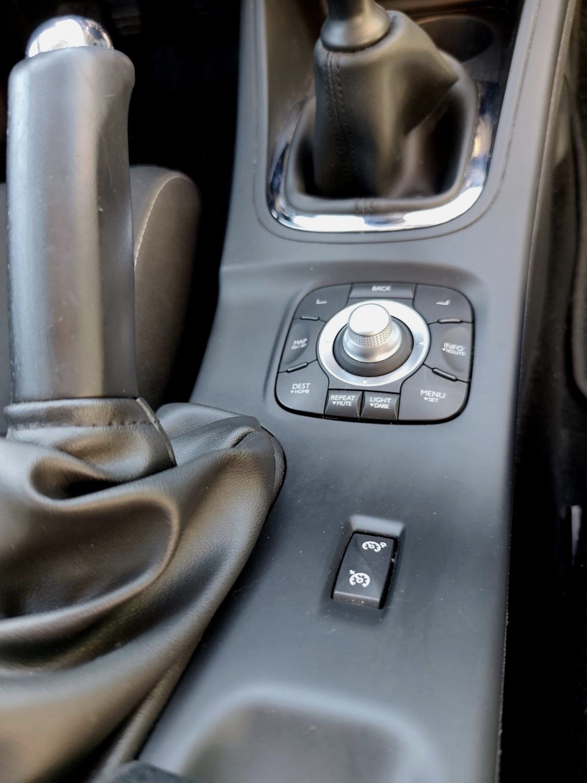 REGISTRIRAN Renault Megane Grandtour 1,5 dCi - 2013. godište, fotografija 11