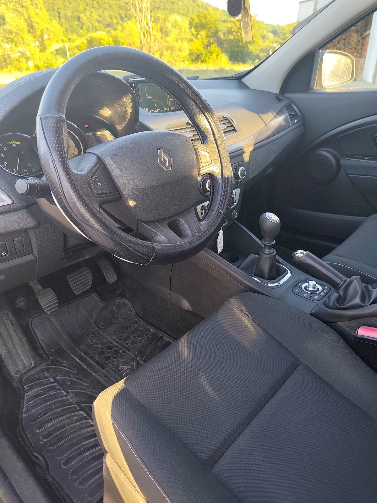 REGISTRIRAN Renault Megane Grandtour 1,5 dCi - 2013. godište, fotografija 12