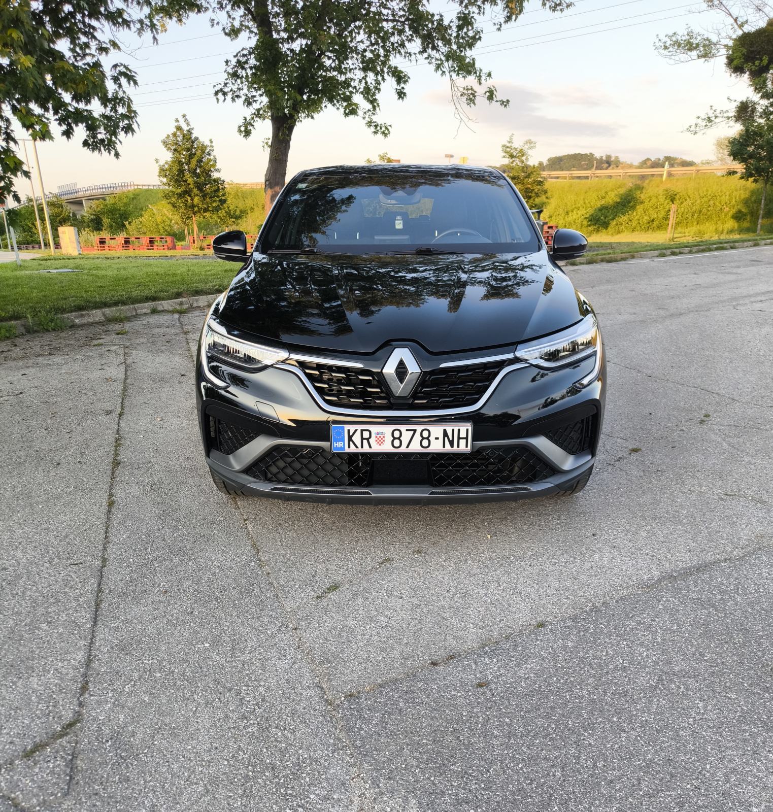 Renault Arkana Mild Hybrid 140 EDC R.S. Line *BOSE*, pogled izvana - slika 4