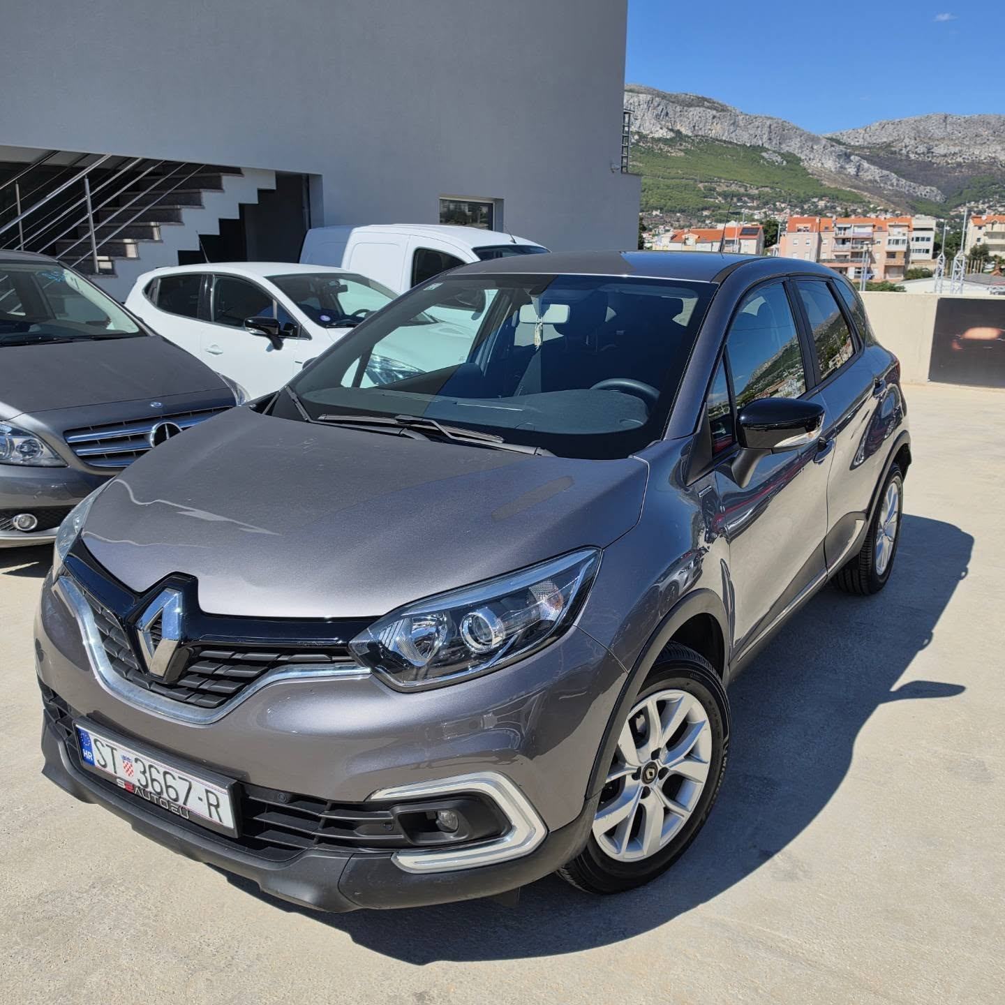 Renault Captur 0.9 TCe 90, fotografija 1
