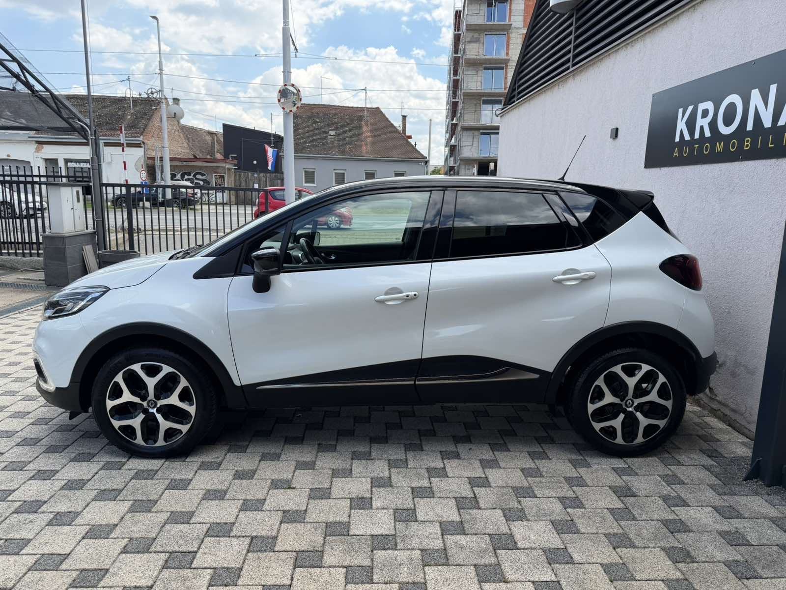 RENAULT CAPTUR TCe 90 (AUT. KLIMA,LED,NAVI,SERVISNA,HR auto…), fotografija 7