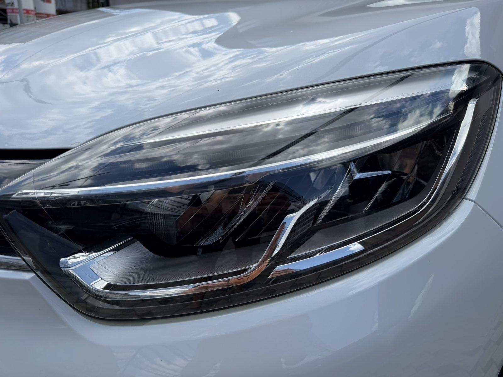 RENAULT CAPTUR TCe 90 (AUT. KLIMA,LED,NAVI,SERVISNA,HR auto…), fotografija 9