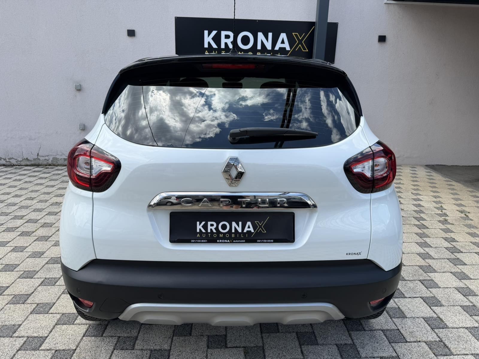 RENAULT CAPTUR TCe 90 (AUT. KLIMA,LED,NAVI,SERVISNA,HR auto…), fotografija 5